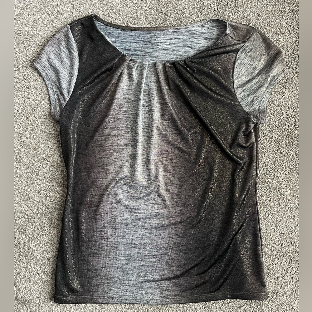 Worthington PM women’s top, sparkly and comfortable!